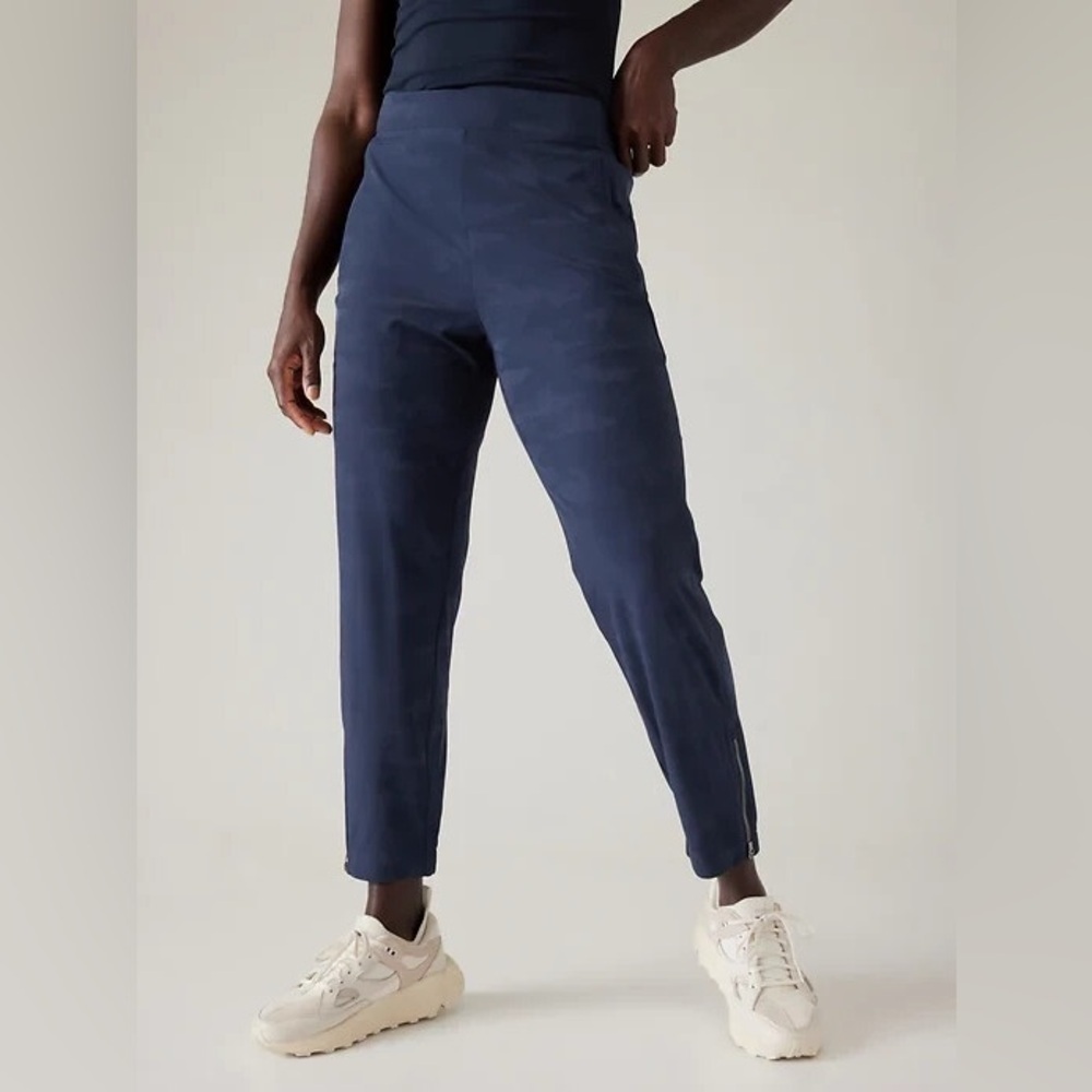 Athleta Blue Brooklyn Heights Camo Ankle Zip Pants‎ High Rise